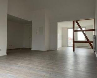 Charmante Dachgeschosswohnung in Weimar - Ideal für Langzeitmieter