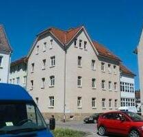 3. Zimmer mit Aufzug - 713,00&nbsp;EUR Kaltmiete, ca.&nbsp; 82,00&nbsp;m&sup2; in Erfurt (PLZ: 99094) Hochheim