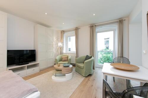 Foto - Ab November: voll möbliert, Service, Anmeldung, WLAN, Reinigung