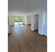 Schöne und ruhige 2-Zimmer-Wohnung mit hochwertiger Einbauküche - Spiesen-Elversberg