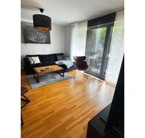 Stilvolle, voll möblierte 2-Zimmer-Wohnung mit Balkon - München Allach-Untermenzing