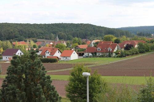 Foto - 8 Zimmer Mehrfamilienhaus, Wohnhaus zum Kaufen in Sulzdorf an der Lederhecke
