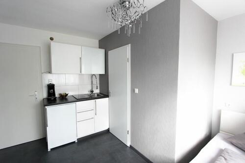 Foto - voll möbliertes Mini Apartment mit Küche & Bad