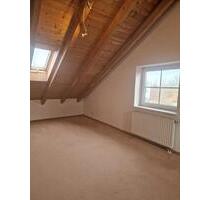 Zimmer mit Küche, Wohn-Essraum in 2er WG mit Balkon und Garage - Dietmannsried