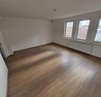 frisch renovierte 3 Raum Wohnung im Zentrum von Genthin mit Parkplatz