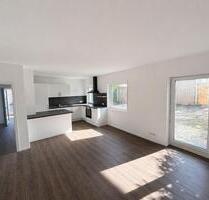 Erstbezug nach Sanierung-53qm Souterrain-Wohnung, Einbauküche - Betzdorf