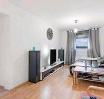 Püttlingen: 3-ZKB-Wohnung mit großer Balkon- und Terrassenfläche - Riegelsberg