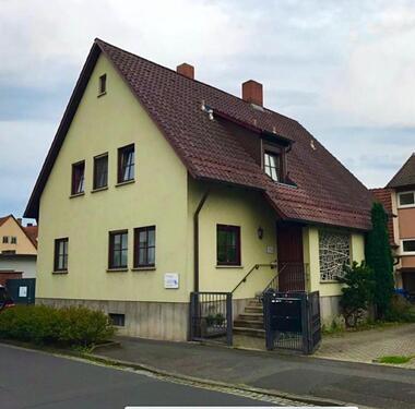 Foto - Zweifamilienhaus in Mainnähe Veitshöchheim