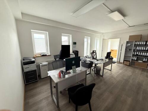 Foto - repräsentative Bürofläche - EG Klima ruhig ebenerdig