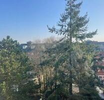 *Über den Dächern Kiels in Wassernähe*