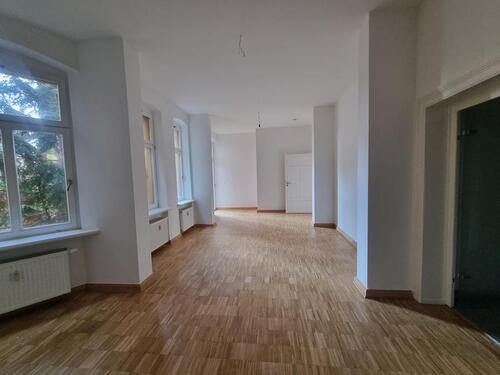 Foto - Charmante Altbauwohnung mit Balkon und Einbauküche