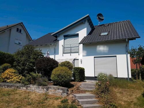 Foto - Haus zum Verkauf - 599.000,00&nbsp;EUR Kaufpreis, ca.&nbsp; 176,00&nbsp;m&sup2;