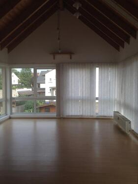 Foto - 3 ZimmerKüBad und Wintergarten (davon 1 Durchgangszimmer)