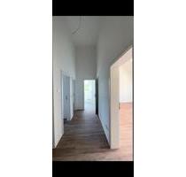 Große 4 Raum Wohnung mit Blick auf den Windberg - Freital