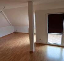 Heuchelheim Dachgeschoßwohnung - 745,00 EUR Kaltmiete, in Heuchelheim a. d. Lahn (PLZ: 35452)
