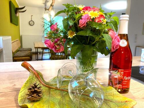 Foto - 5⭐ Ferienhaus Urwald , Urlaub 2026, SaunaKamin, 2-8 Pers., FeWo