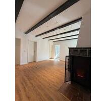 Wohnung 149 qm in Etterzhausen - modern, naturnah, hoher Komfort - Nittendorf