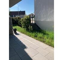 2,5-Zimmer-Wohnung mit Terrasse und Garten in Alteglofsheim