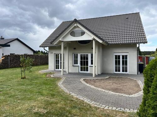 Foto - Modernes Einfamilienhaus - 1.480,00 EUR Kaltmiete,