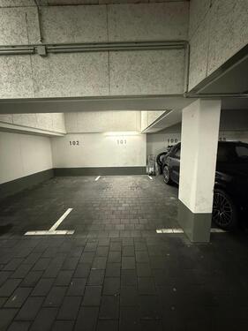 Foto - Parkplatz Tiefgarage - 170,00&nbsp;EUR Miete,
