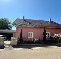 Barrierefreie Erdgeschosswohnung mit Wintergarten, Terrasse & Doppelgarage in Cham-West