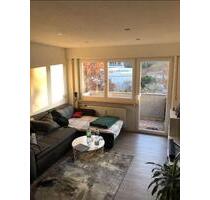 Sanierte 2-Zimmer-Wohnung mit Balkon und EBK in Stuttgart Ost