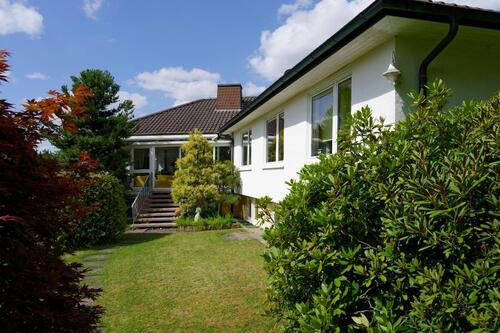 Foto - Einfamilienhaus mit Einliegerwohnung Kaufungen