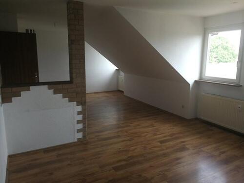 Foto - Schöne Eigentums- Dachwohnung - 129.000,00&nbsp;EUR Kaufpreis, ca.&nbsp; 81,92&nbsp;m&sup2;