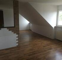 Schöne Eigentums- Dachwohnung - 119.000,00&nbsp;EUR Kaufpreis, ca.&nbsp; 81,92&nbsp;m&sup2; in Bischofswerda (PLZ: 01877)