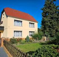 Freistehendes Zweifamilienhaus in Röderaue, prov.-frei - Gröditz
