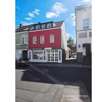 Einfamilienhaus Stadthaus mit Gewerbeeeinheit Innenstadt Bedburg.