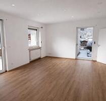 2,5-Zimmer-Wohnung (1. OG), 2023 kernsaniert, mit großem Westbalkon – OT Westerham – ab 01.04.2026 - Feldkirchen-Westerham