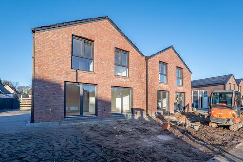 Foto - Neubau Doppelhaushälfte in zentraler aber naturnaher Lage!