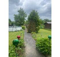 Kleingarten mit Haus inkl. Terasse + Pool + Brunnen - Körner