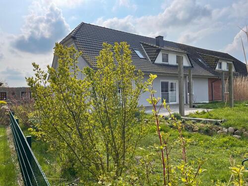 Foto - 5 Zimmer Doppelhaushälfte zur Miete in Gingst