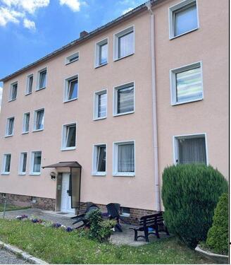 Foto - 3-Raumwohnung in grüner, ruhiger Lage mit Garage
