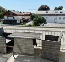 Helle 2,5-Zimmer-Wohnung mit Balkon und Stellplatz in Bad Aibling Helle 2,5-Zimmer-Wohnung mit Balkon und Stellplatz in Bad Aibling