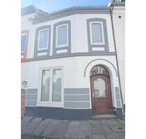 Möblierte Wohnung in saniertem Altbremer Haus in zentraler Lage im Ostertor - Bremen Östliche Vorstadt
