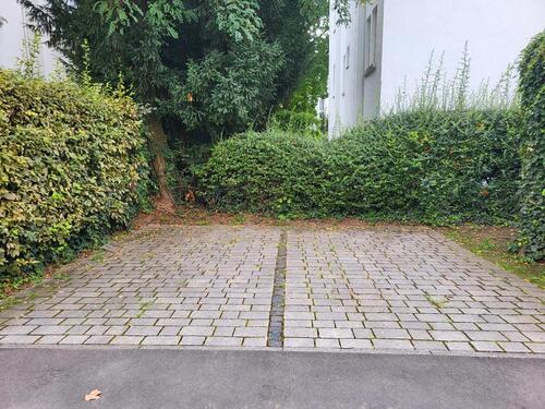 Foto - Außenstellplatz im Zentrum (Viktoriastraße 11)