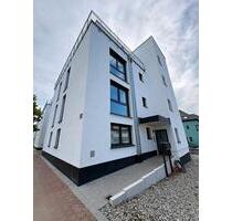 Neubau: Helle 3-Zimmer-Wohnung mit Balkon & Einbauküche in Bad Fr - Bad Friedrichshall