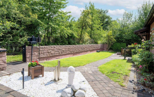 Foto - Exklusive 4,5-Zimmer Garten-Residenz (159 m²) mit Kamin, Granit &