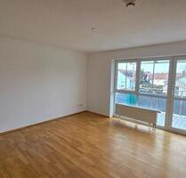 Betreutes Wohnen im Königshof Straubing, Küche, Tiefgarage - o.k.