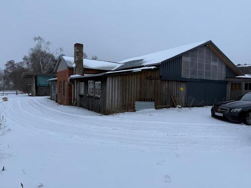 Foto - Große Scheune ehemaliges Holzsägewerk zu vermieten – vielseitig