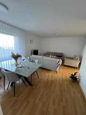 Foto - Springe 2-Zimmer Wohnung mit Garage