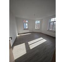 Lichtdurchflutete 2-Zimmer-Wohnung mit Einbauküche zu vermieten - Arnstadt