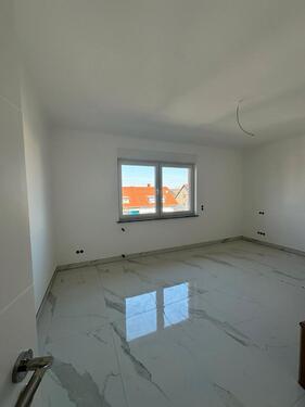 Foto - Dachgeschoßwohnung in Schwalbach zur Miete