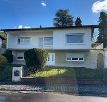 Großzügiges 6-Zimmer-Haus mit Garten, Terrasse und sonnigem Balkon - Höchst im Odenwald