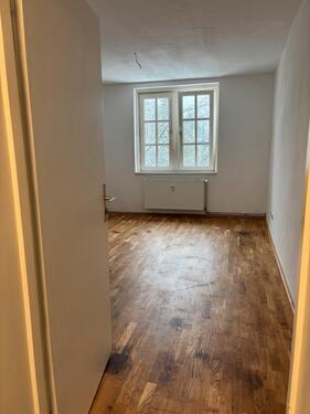 Foto - 1 Zimmer in WG mit eigenem Bad - 490,00&nbsp;EUR Kaltmiete, ca.&nbsp; 18,00&nbsp;m&sup2;
