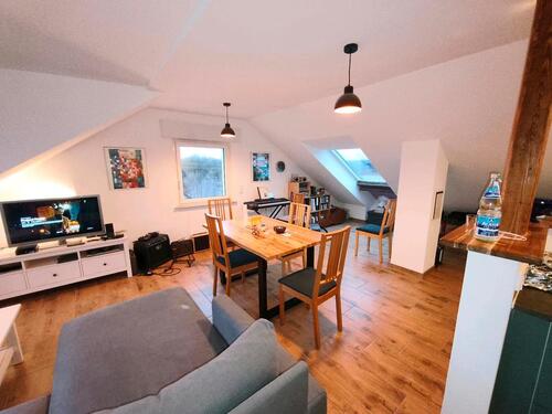 Foto - 2 Zimmer Dachgeschoßwohnung zur Miete in Kirchheim unter Teck