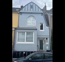 Kapitalanlage: MFH in Bremen-Walle|4 Wohneinheiten|voll vermietet